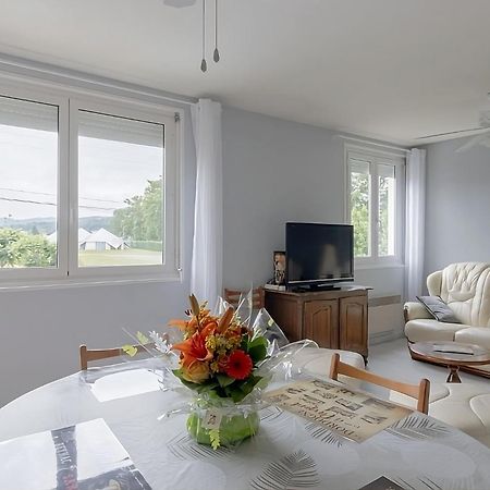 Appartement Lumineux, Bien Situe Et Tres Calme + Parking Prive à Le Bugue Extérieur photo