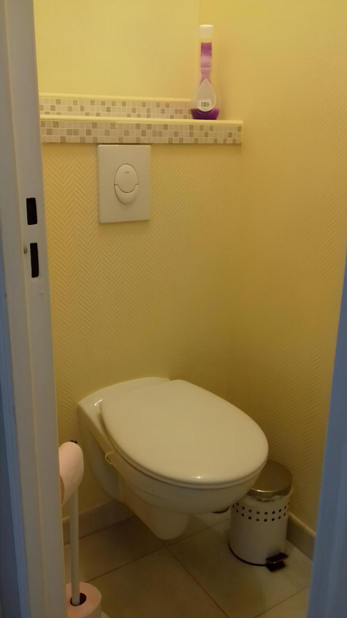 Appartement Lumineux, Bien Situe Et Tres Calme + Parking Prive à Le Bugue Extérieur photo